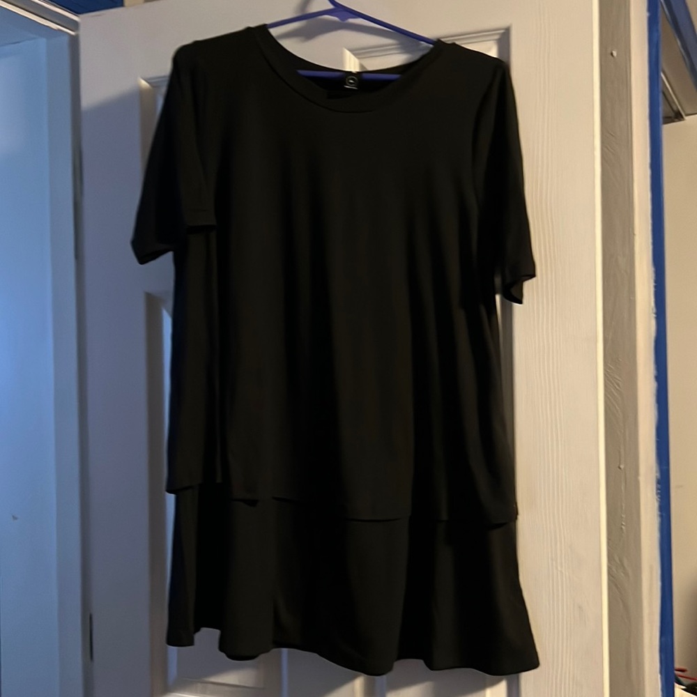 Agnes & Dora Solid Black Medium Layered Top. Supe… - image 1